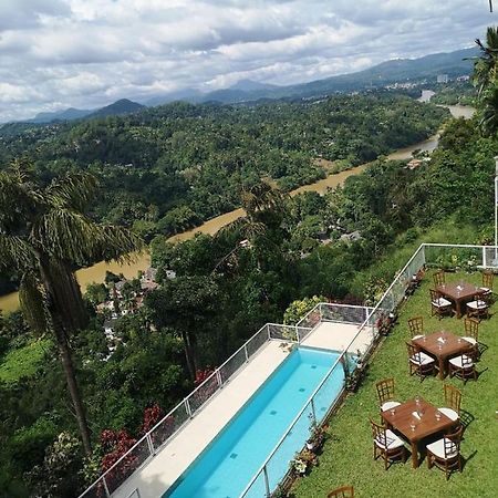 The Mountbatten Hotel Kandy Eksteriør billede